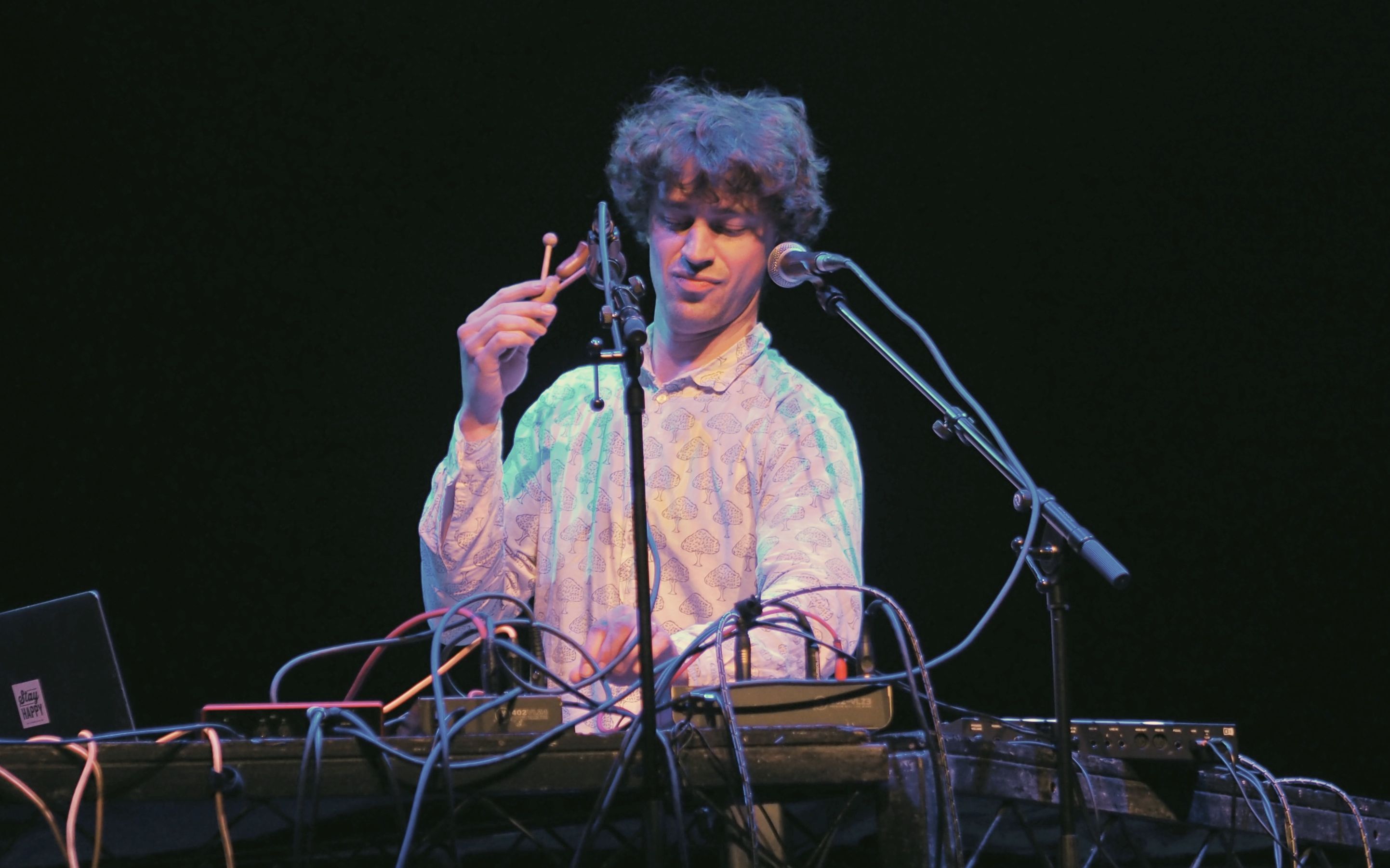 211105 cosmo sheldrake @ warwick arts centre live