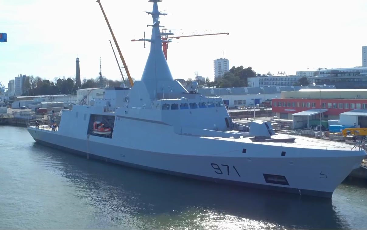 法国dcns集团埃及海军追风2500型护卫舰法塔赫号海试2017