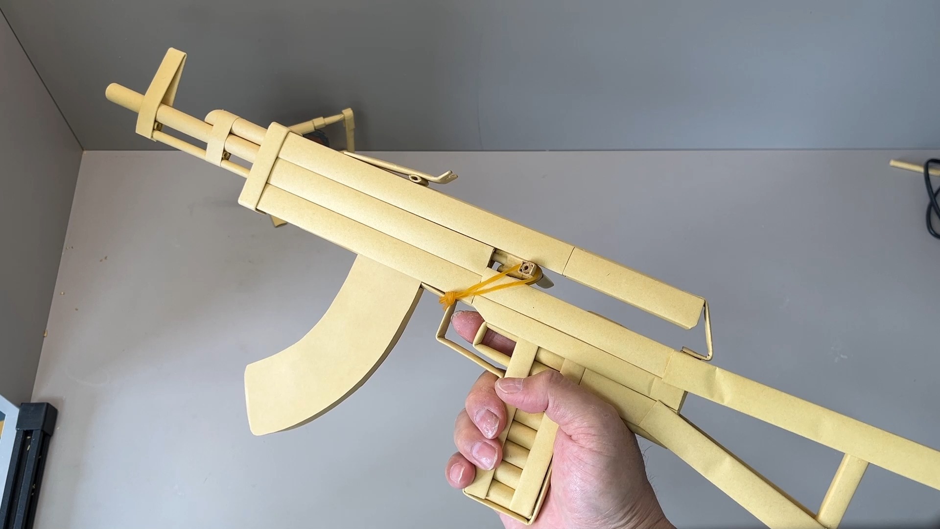 ak47突击步枪,能发射纸弹的玩具枪