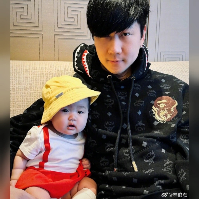 【林俊杰】和侄女一起可可爱爱