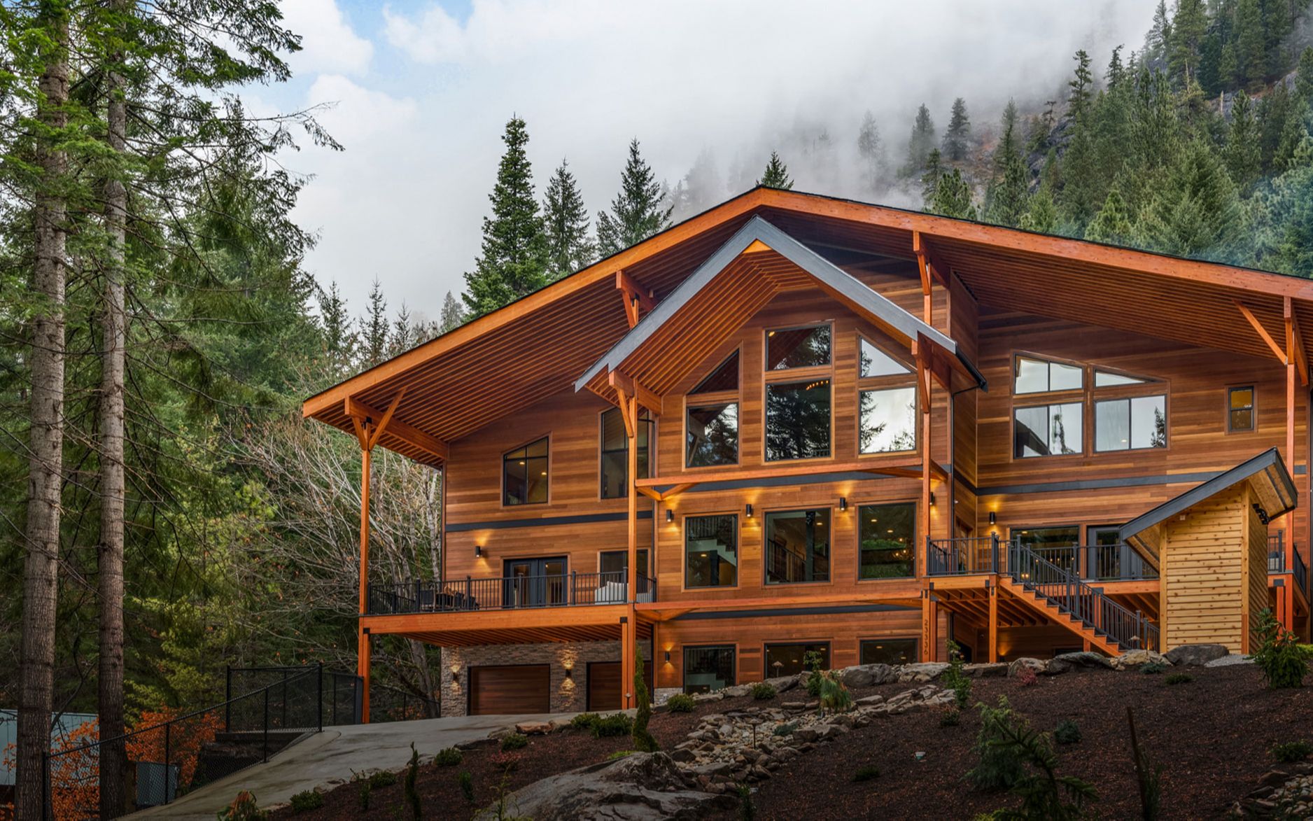 在华盛顿莱文沃思的一座温馨的林中别墅|23336 lake wenatchee hwy