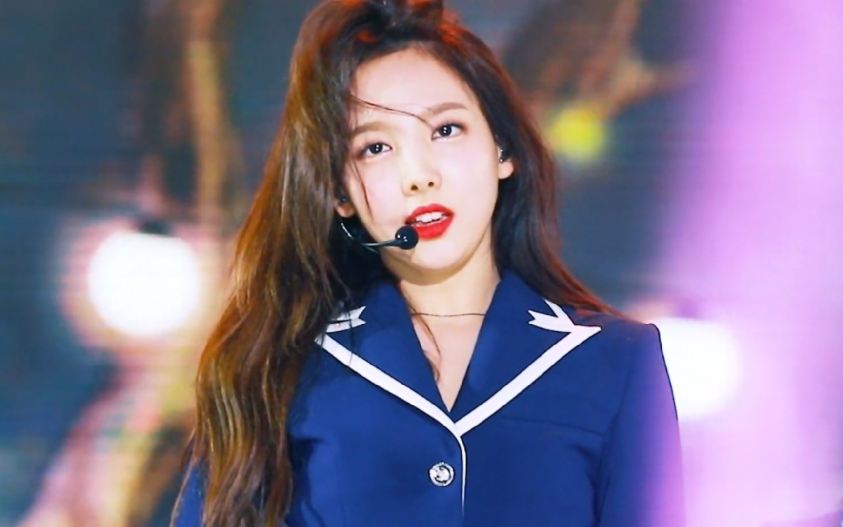 无论何时,她都是在舞台上闪闪发光的林娜琏呀!