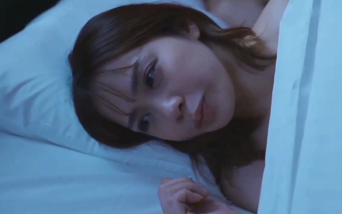 人妻真空练瑜伽,却被隔壁老王占了大便宜!泡菜国满星伦理片