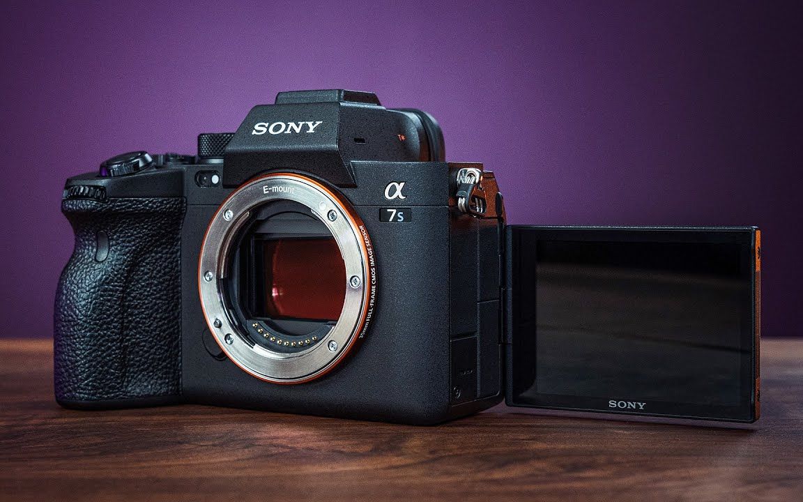 geraldundone字幕索尼a7s3最详细测评对比佳能r5c300mk3