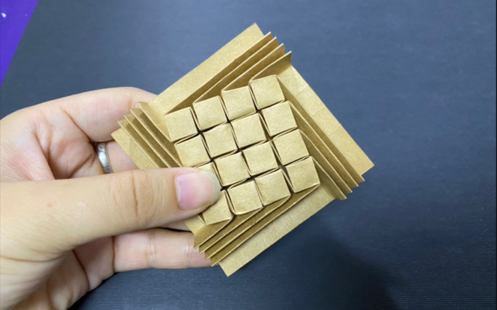 【纸浮雕】不切多折的板式构成教程06_哔哩哔哩_bilibili