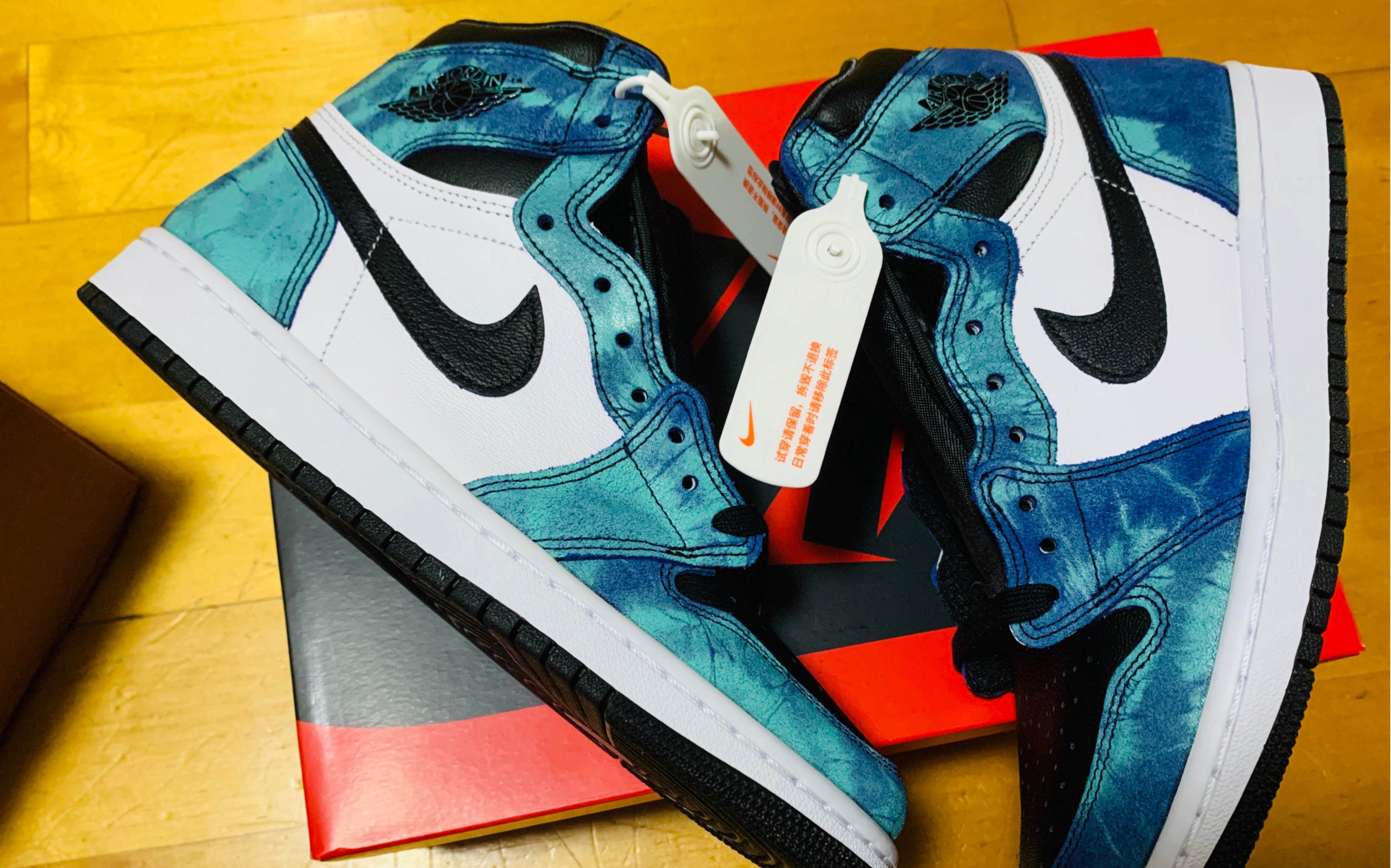 扎染aj u1s1還是好看的