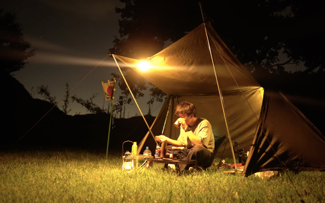 [图]单人露营|一个夏日的夜晚，吃饺子喝酒