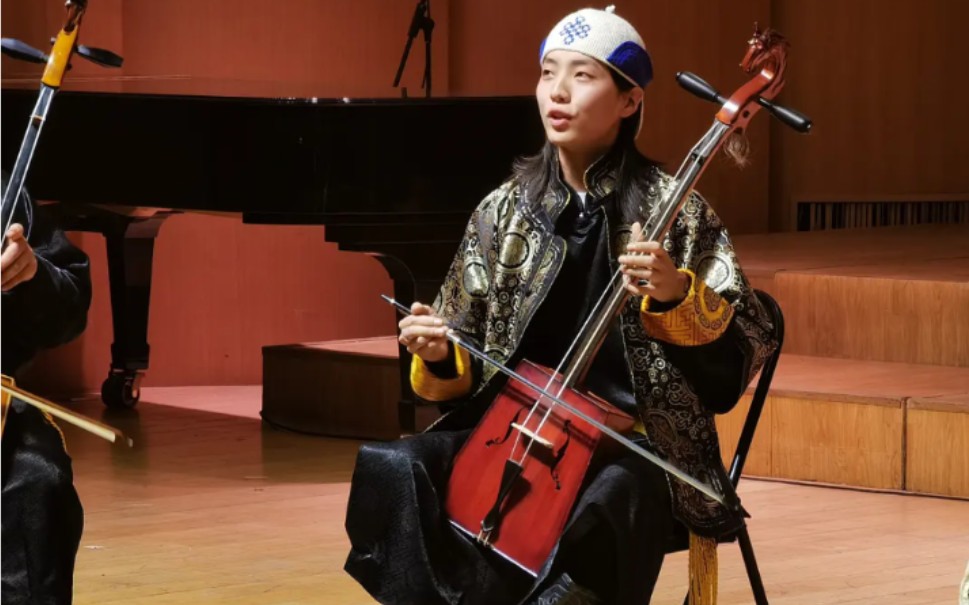 现场第一次看见哈拉木吉图瓦民歌黑老头阿休德克尤