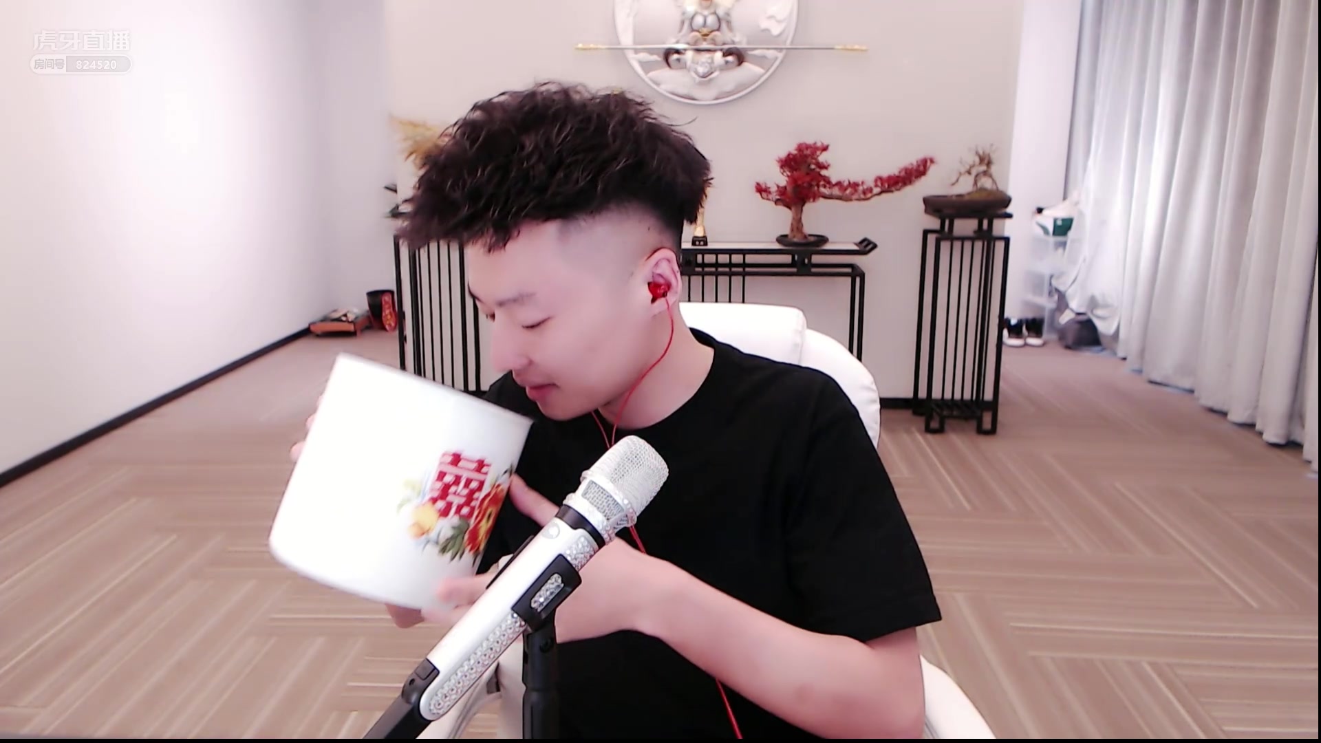 wt-宇文泡儿_2020-04-13 16时3分关注zero今晚8点回归