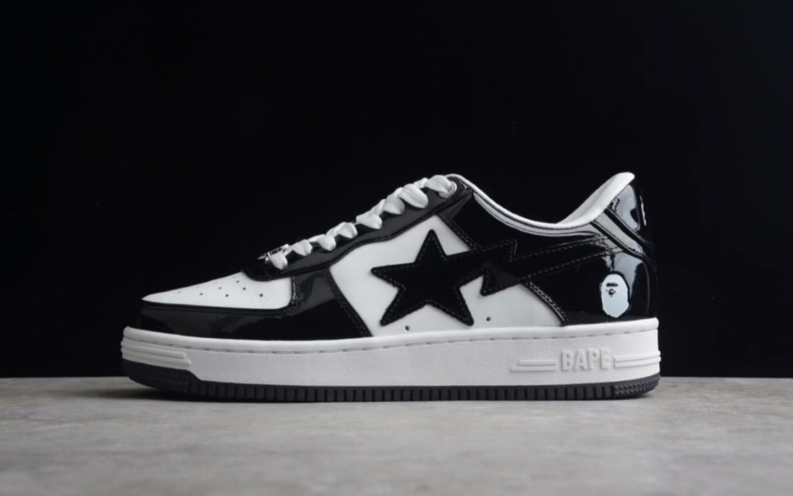 bape sta to low 黑白漆皮猿人头低帮运动休闲板鞋