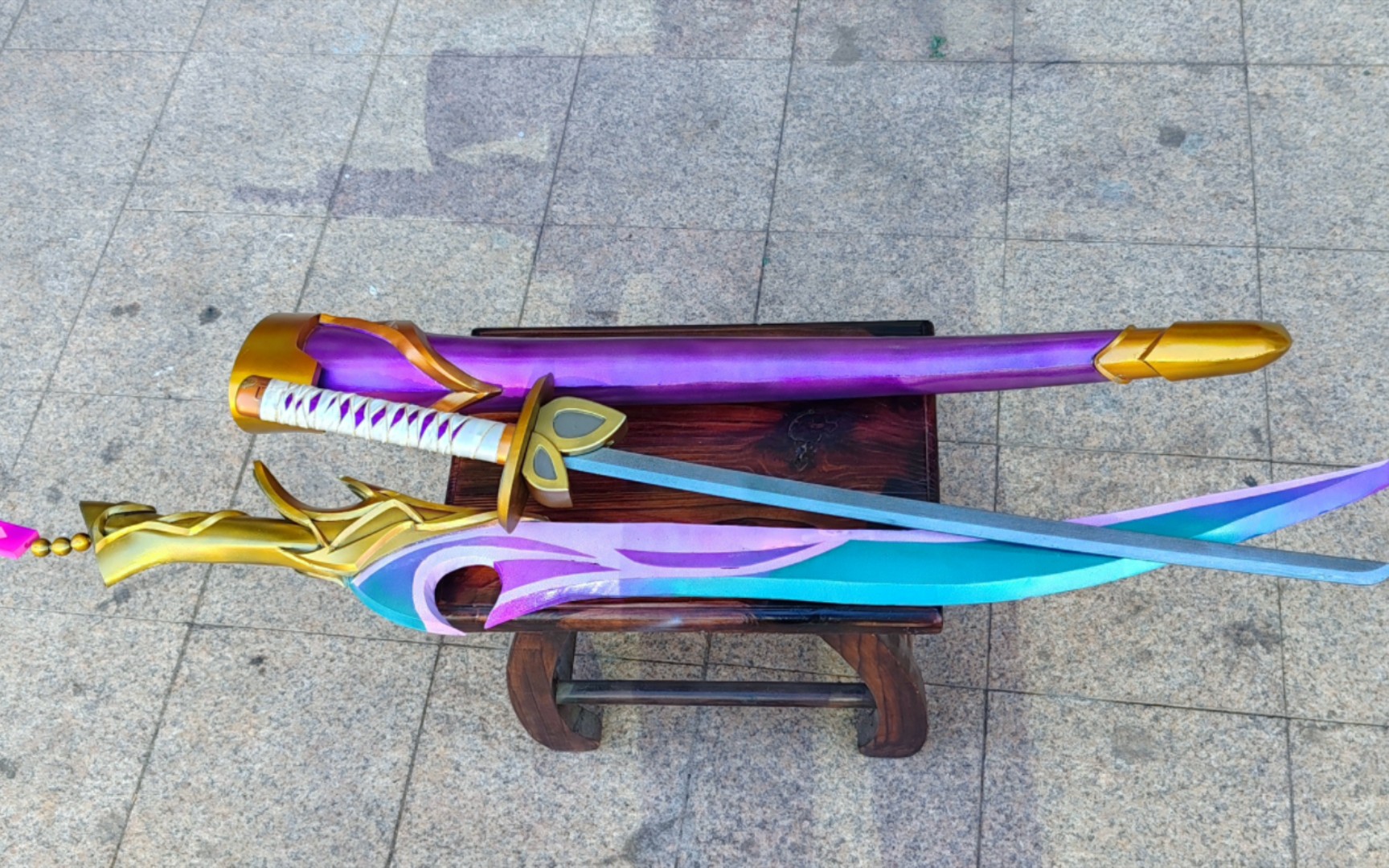 自制英雄联盟永恩灵魂莲华cos武器