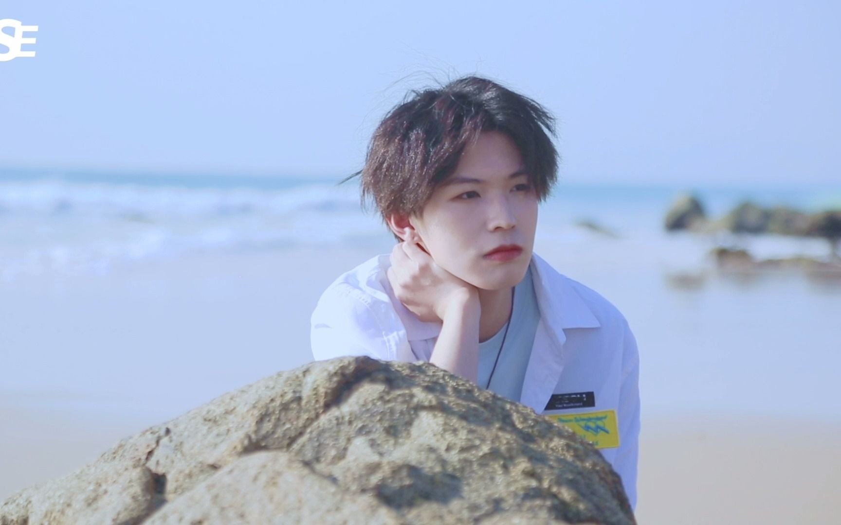 y天空少年】李希侃南都娱乐特刊封面花絮_哔哩哔哩 (゜-゜)つロ 干杯