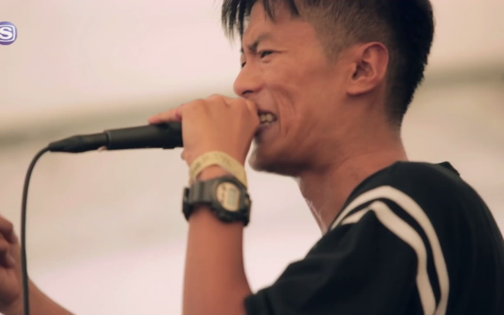 [图]Shing02 + SPIN MASTER A-1 + Aoi - Luv (Sic.) Pt2 @ りんご音楽祭2015