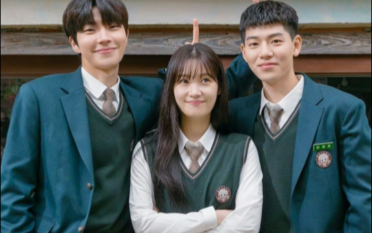 韩版《以家人之名》最新剧照来袭,看这演员阵容,期待鼠啦!