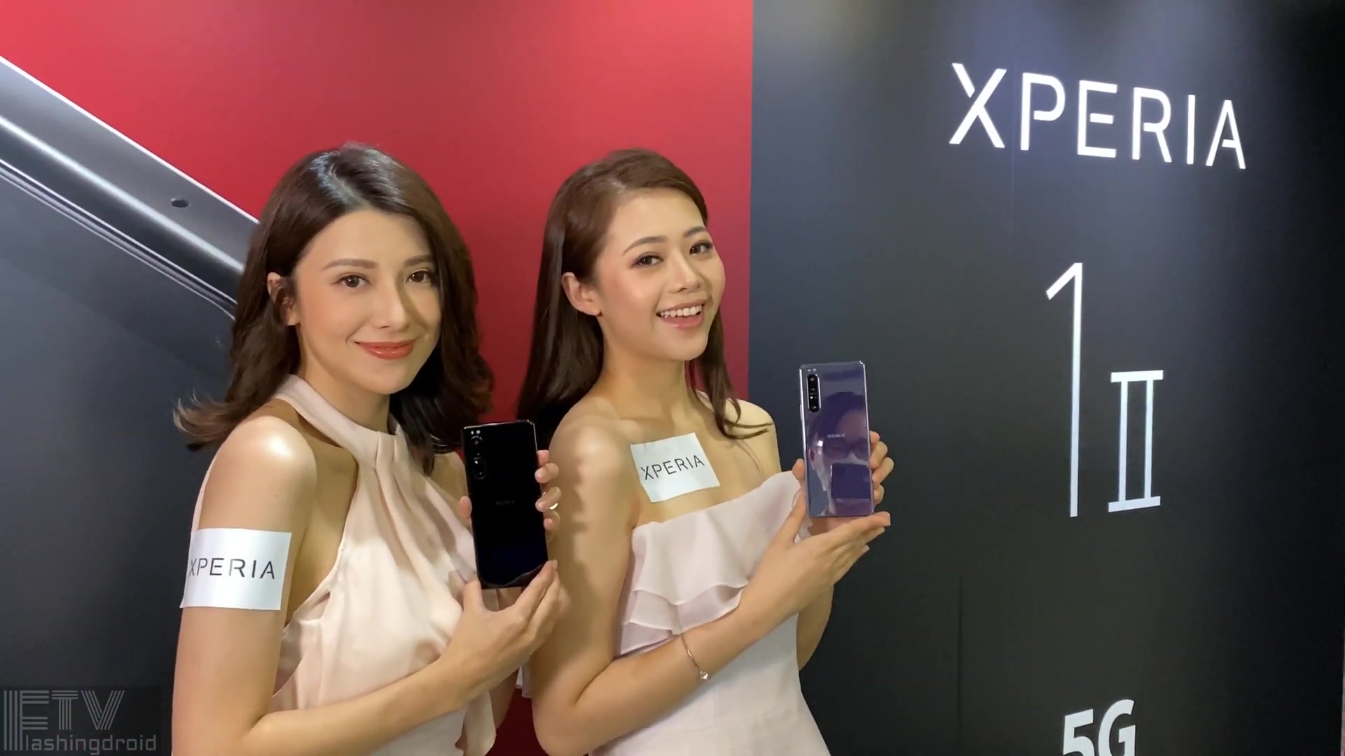 首发评测!Sony Xperia 1 II 香港发布记者会上手玩|4K HDR OLED 萤幕,0.03 秒专业相机对焦功能,3.5mm 耳机插口升级!Flas哔哩哔哩bilibili