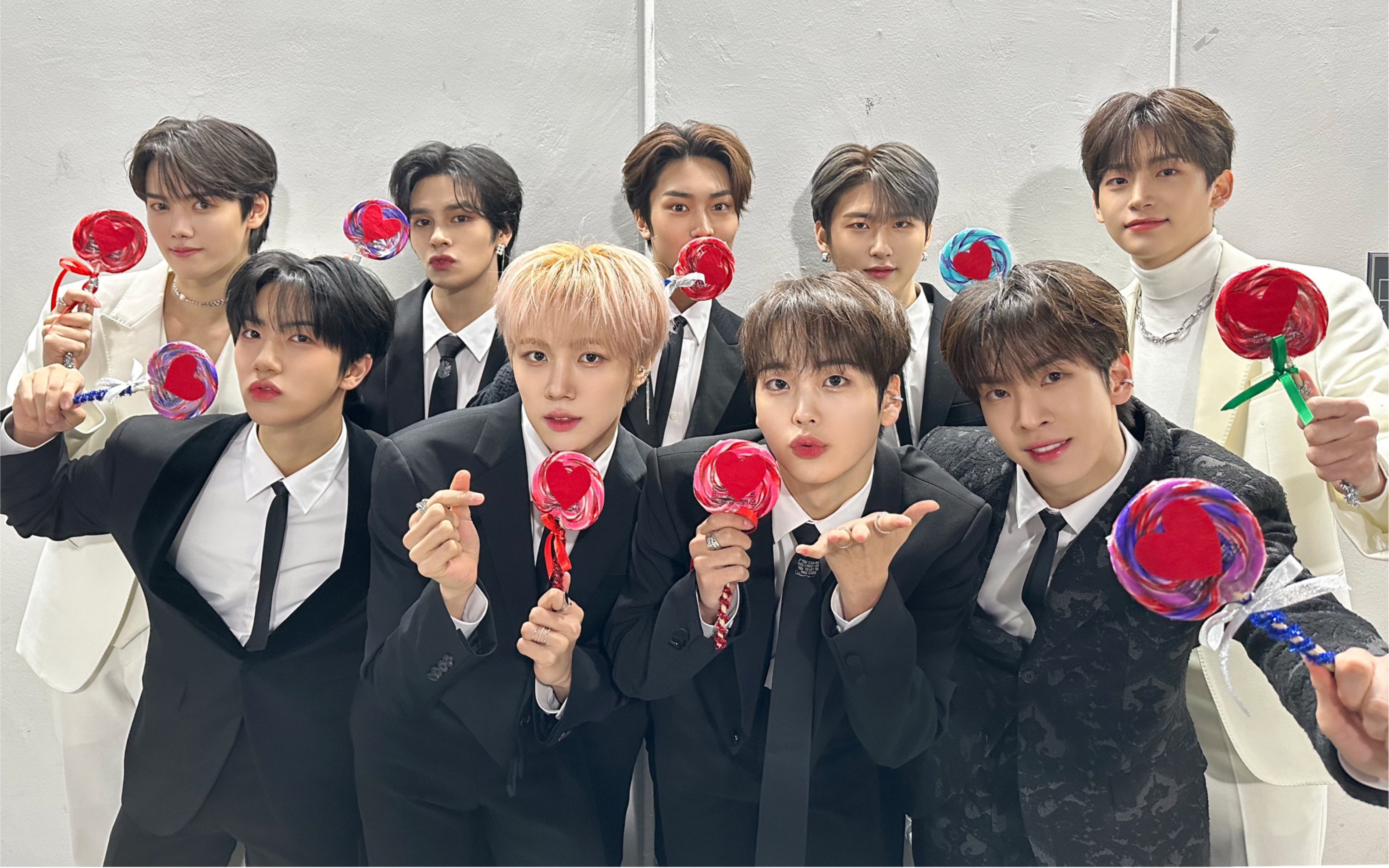 cravity 221224 sbs歌謠大戰直拍數據 截至1228 01:00