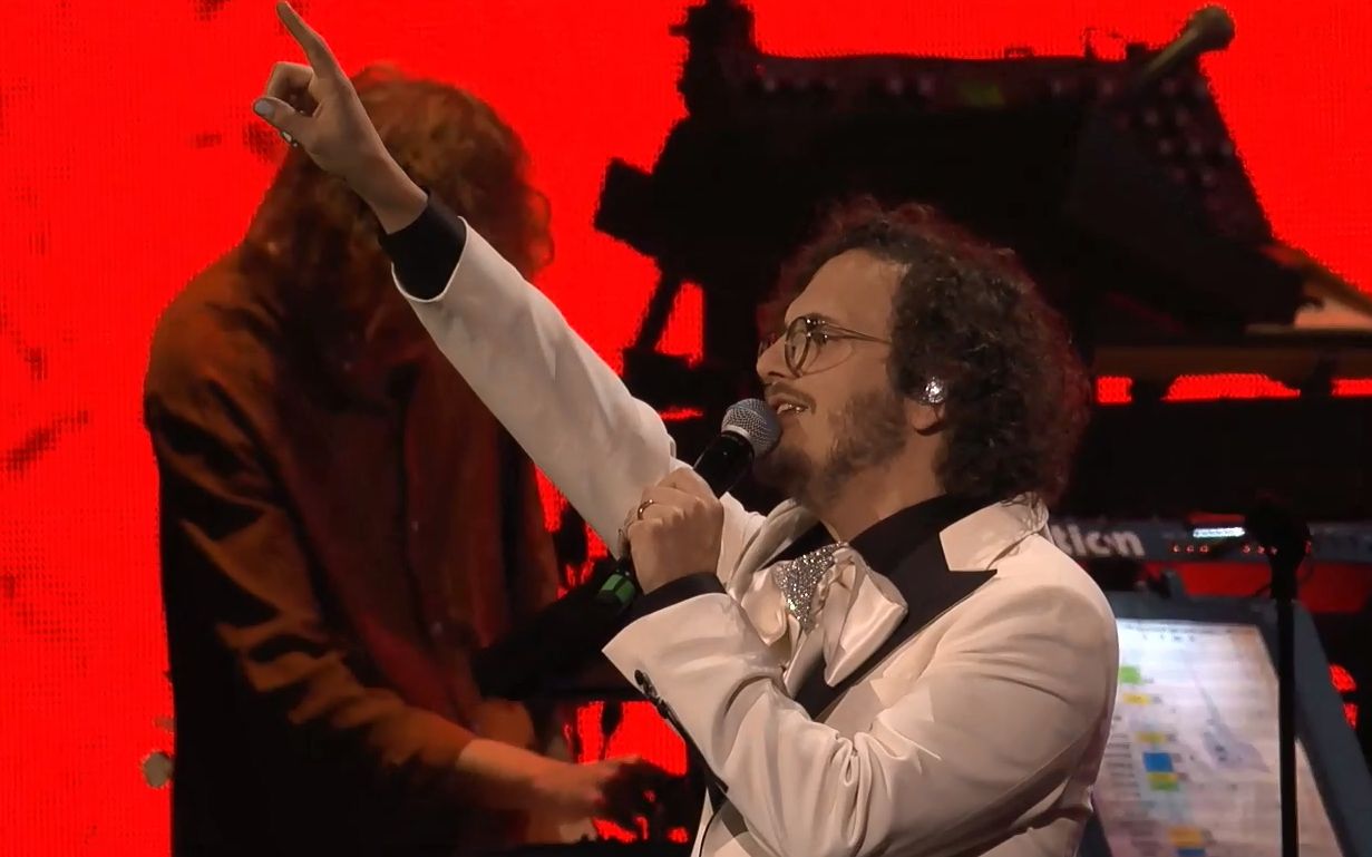 avicii纪念音乐会《silhouettes》by vargas & lagola