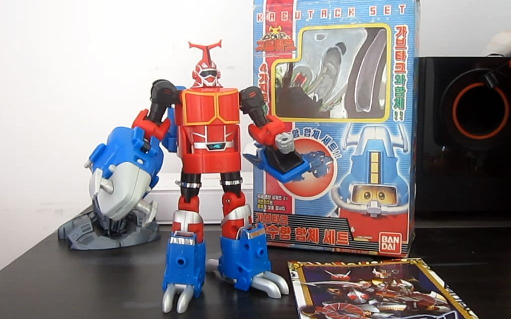 【这不是模玩测评】75 万代铁甲小宝卡布达潜水装备套装(韩版)_哔哩