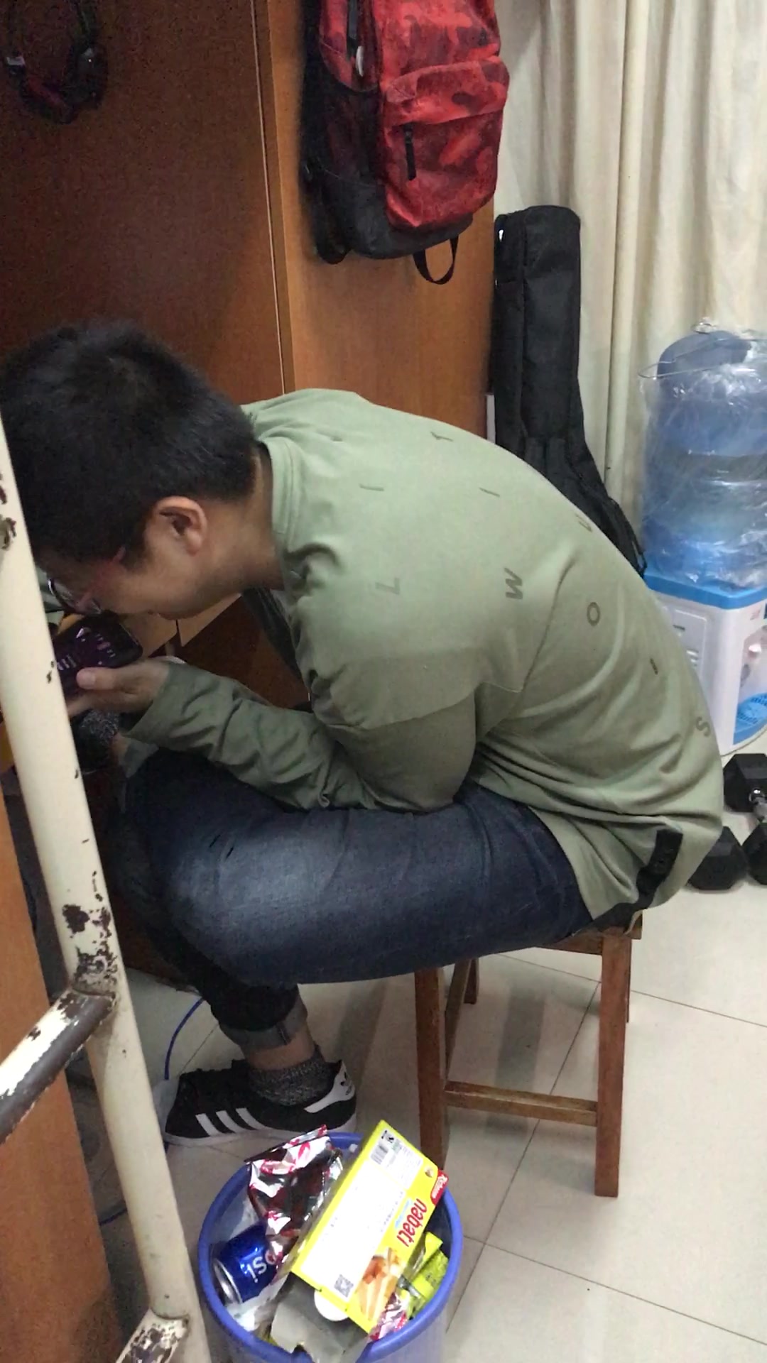 【新闻课作业——日常宿舍唱歌】