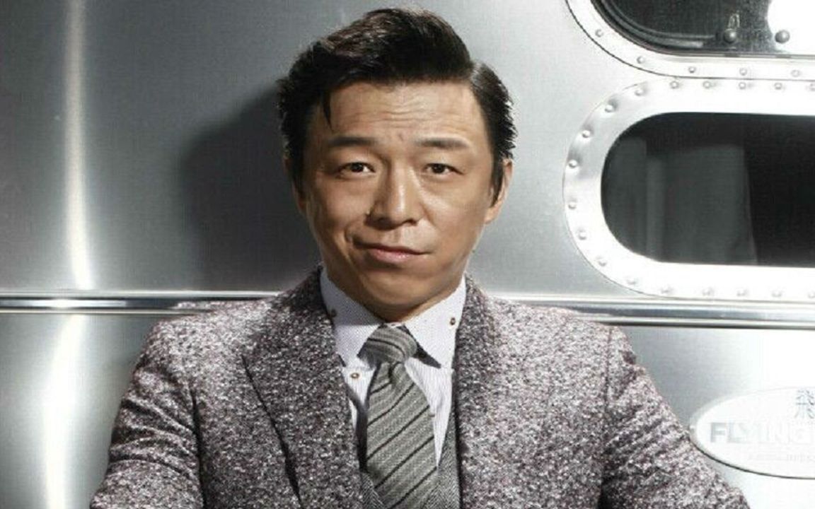 迷倒一众女星,刚成名便娶了相恋13年女友,黄渤到底多清醒?