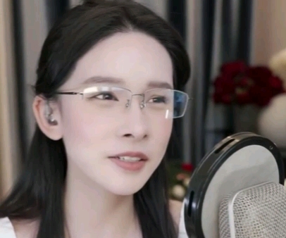 歌手模仿大赛我们00后有属于自己的老歌 #封茗囧菌 #干物女 #甜妹