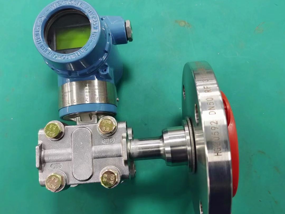 西安云仪-单法兰隔膜压力变送器的介绍计适用工况