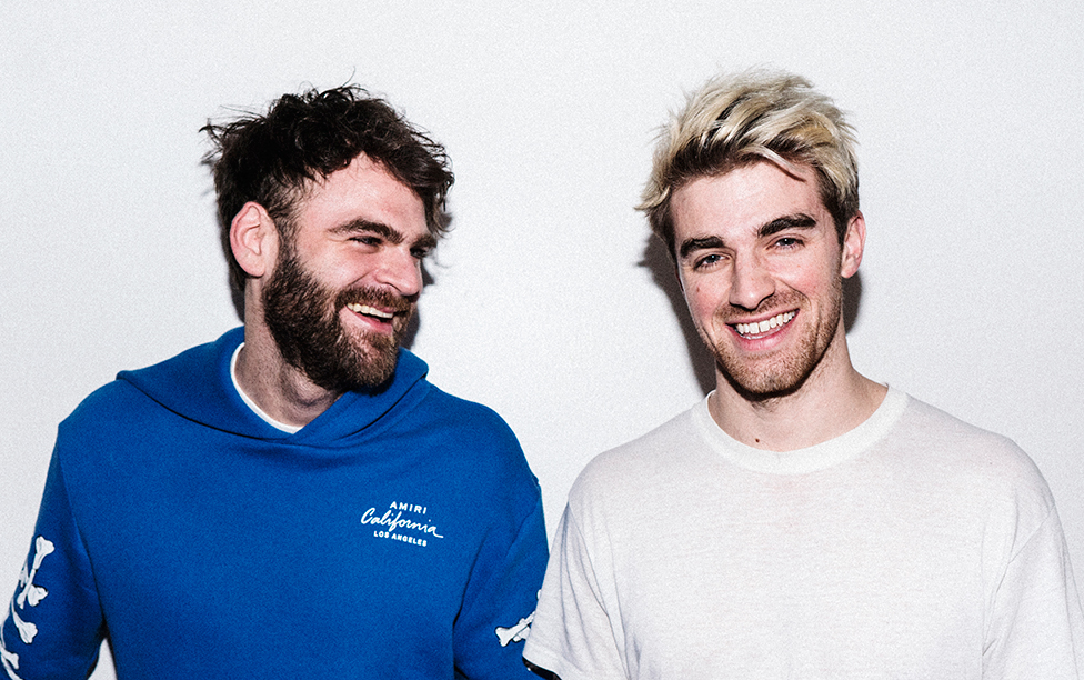 最新烟鬼the chainsmokers单曲《save yourself》官方歌词mv