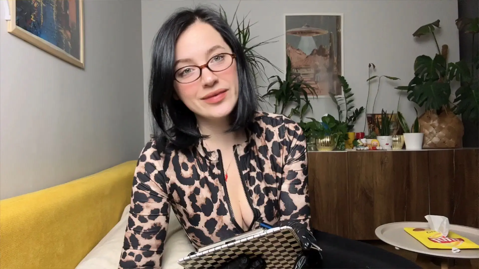 【Alie Simply助眠】ASMR｜别担心 我会照顾好你💋 (26.02.21)_哔哩哔哩_bilibili