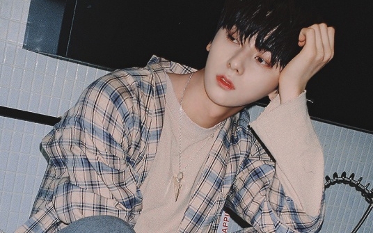 黄旼炫啊美年,迷人犯罪啊!