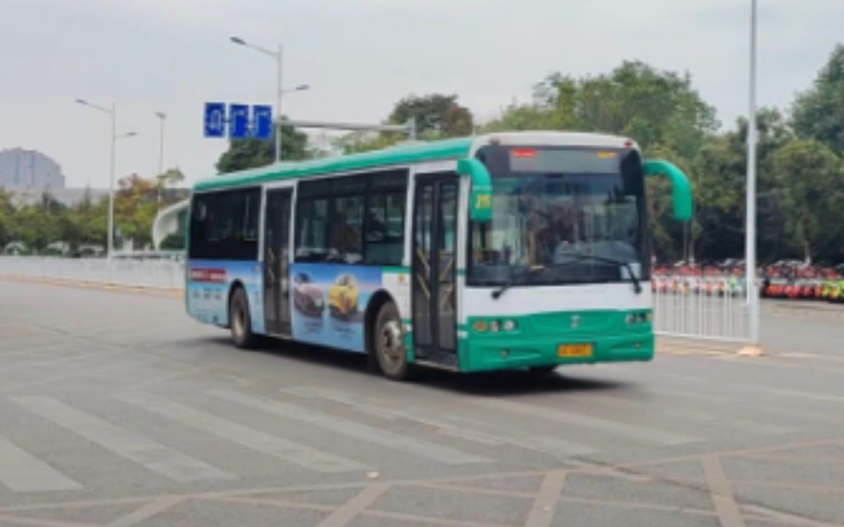 昆明公交集团z15路(高新区管委会→雨花公交枢纽站)全程pov