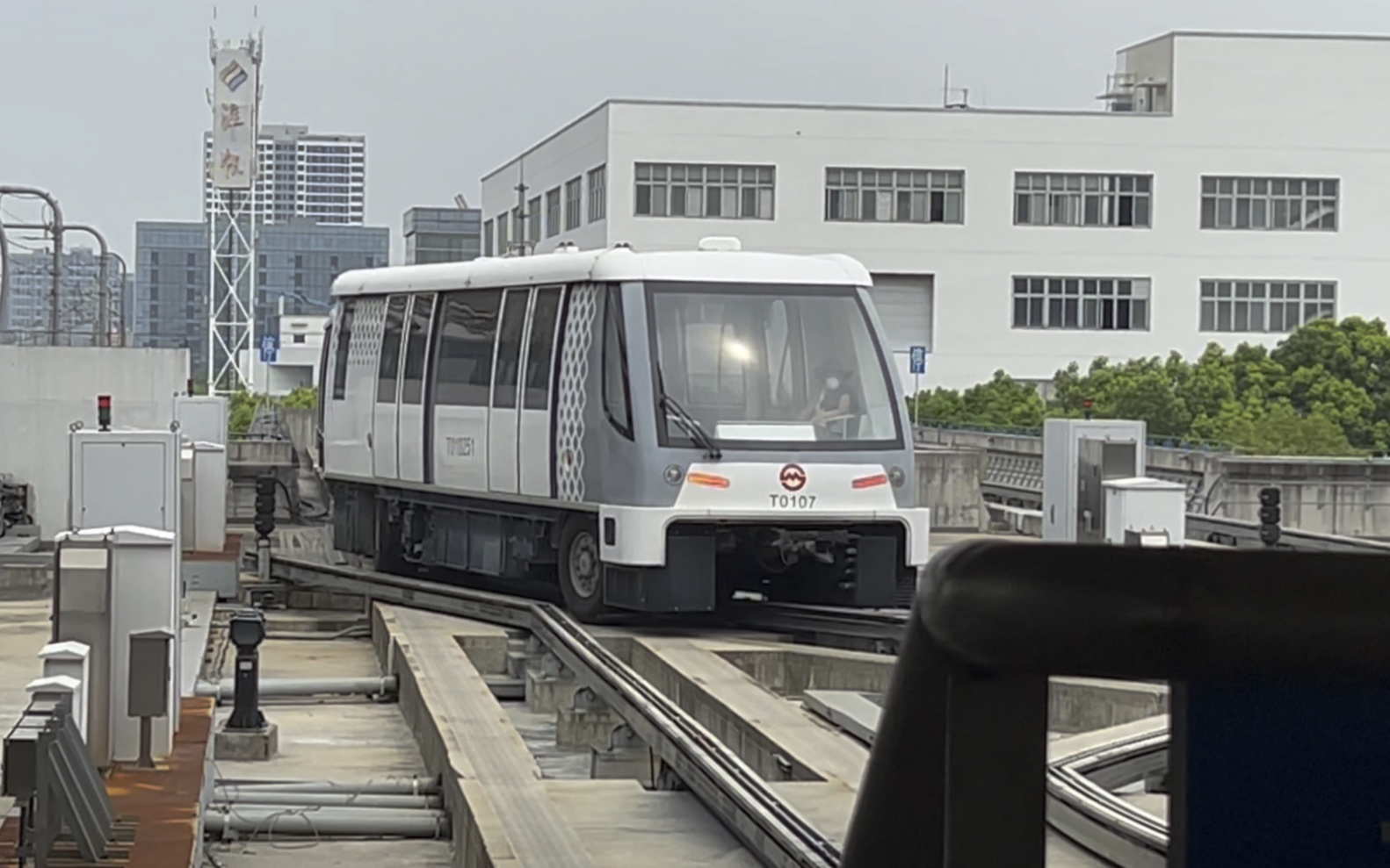 高科技!浦江线列车是如何折返的?