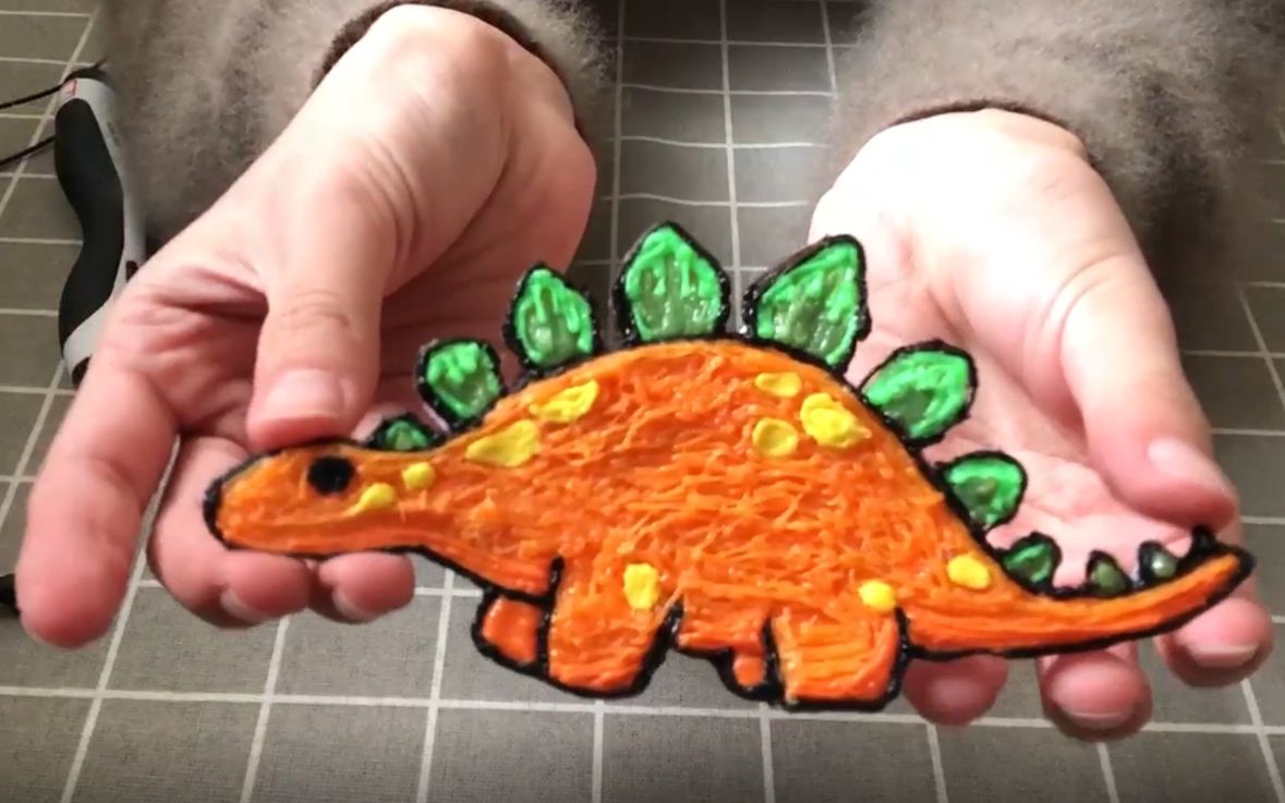 第四课3d打印笔的使用恐龙