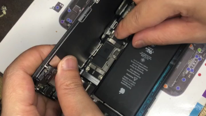 苹果 iphone 11 拆机 更换电池教程