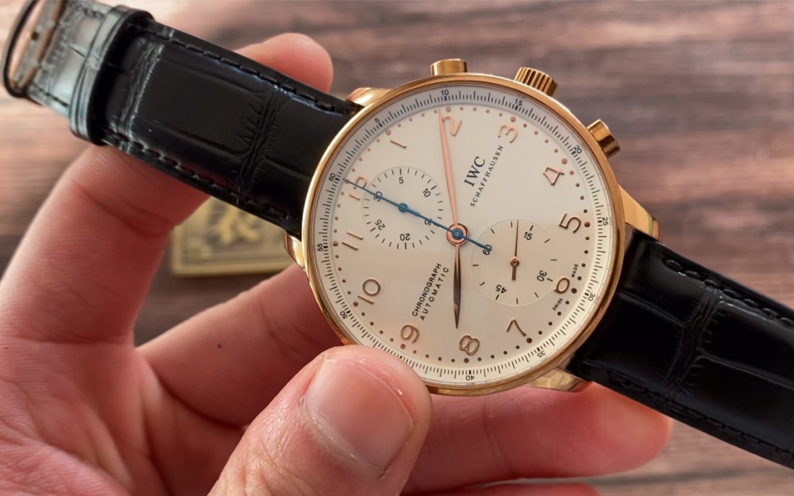 万国葡萄牙计时系列金针葡计