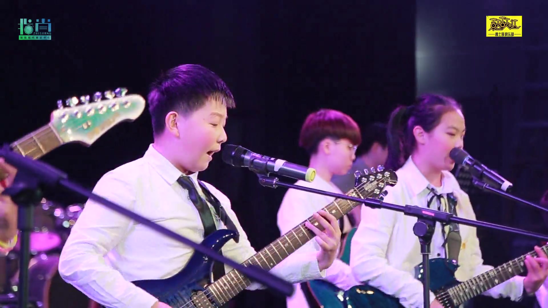 指尚音乐&鼓鼓哒2020学生大型汇演《青春纪念册》