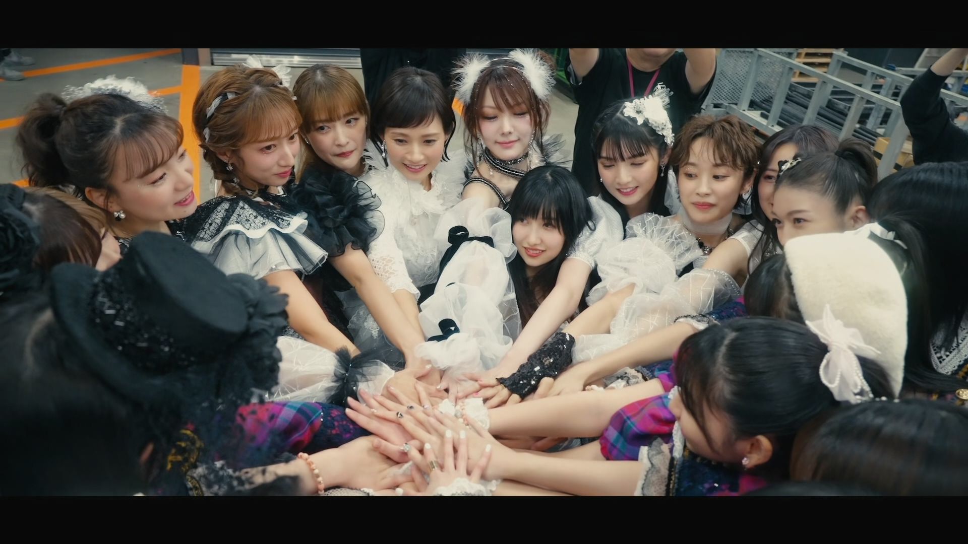 早安少女组.23 季巡回譜久村聖毕业演唱会后台彩排花絮(上)