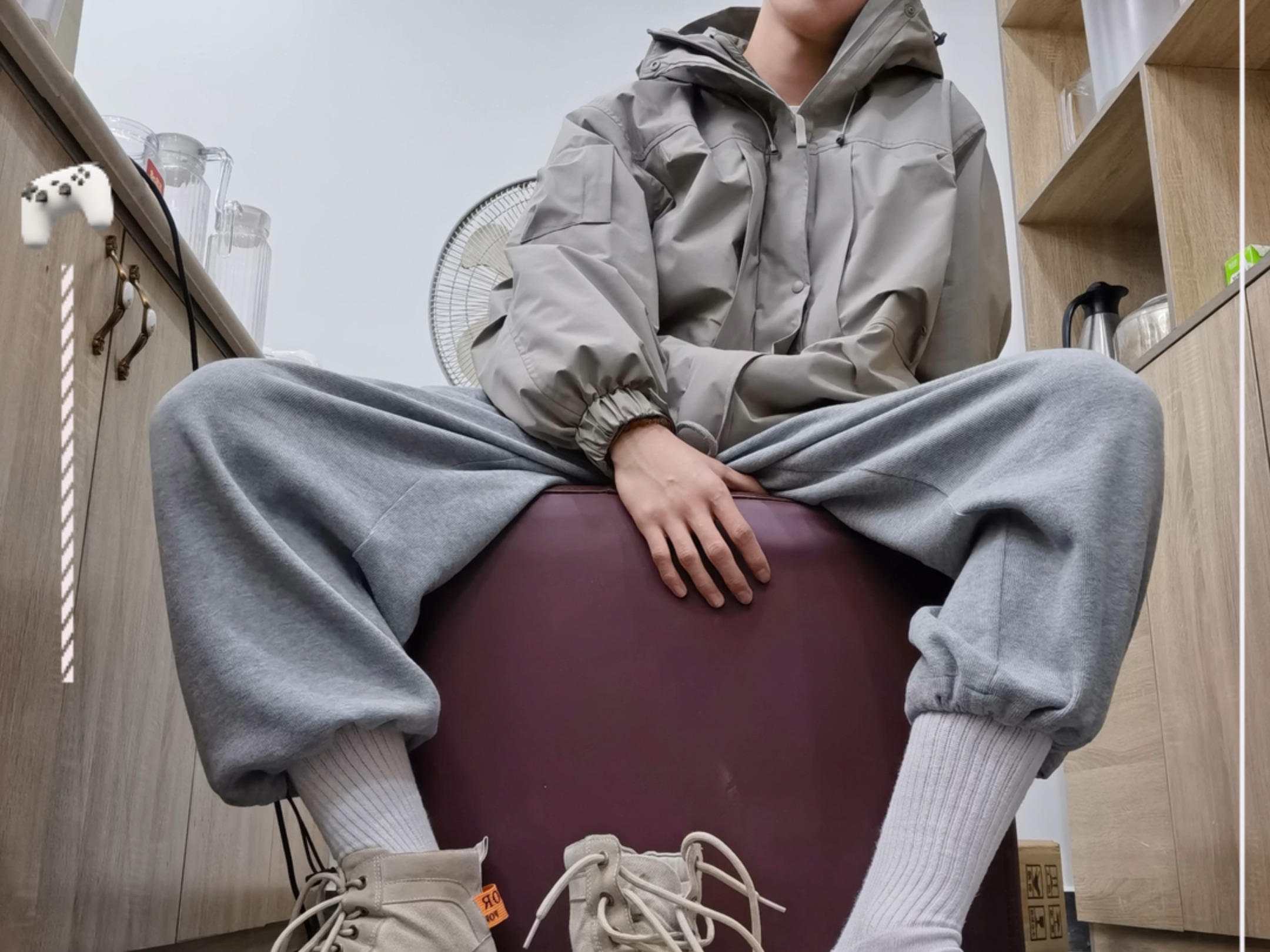 小狗视角看白袜 哈哈哈哈哈