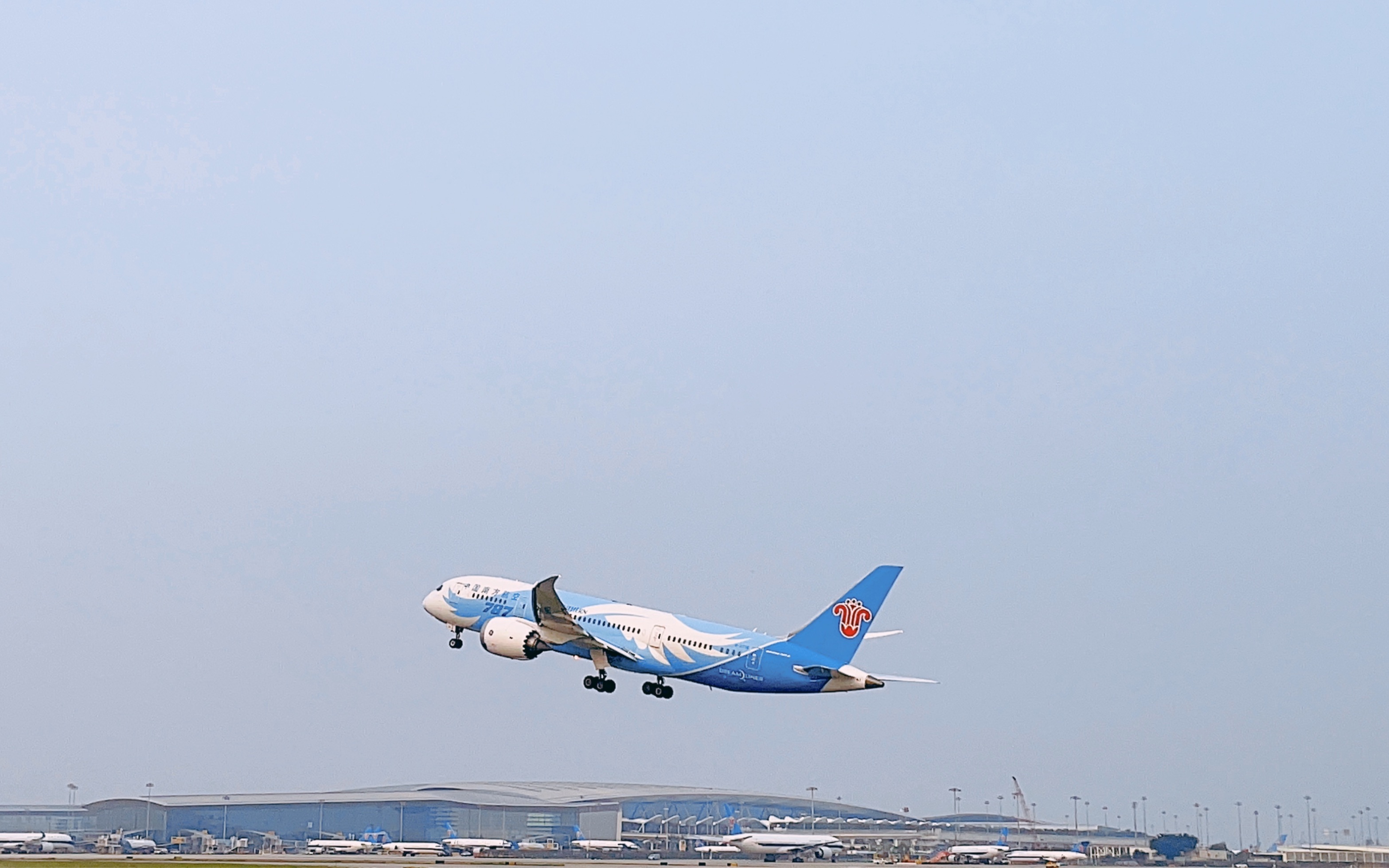 【can】广州白云拍机 波音787梦想之翼登场_哔哩哔哩_bilibili