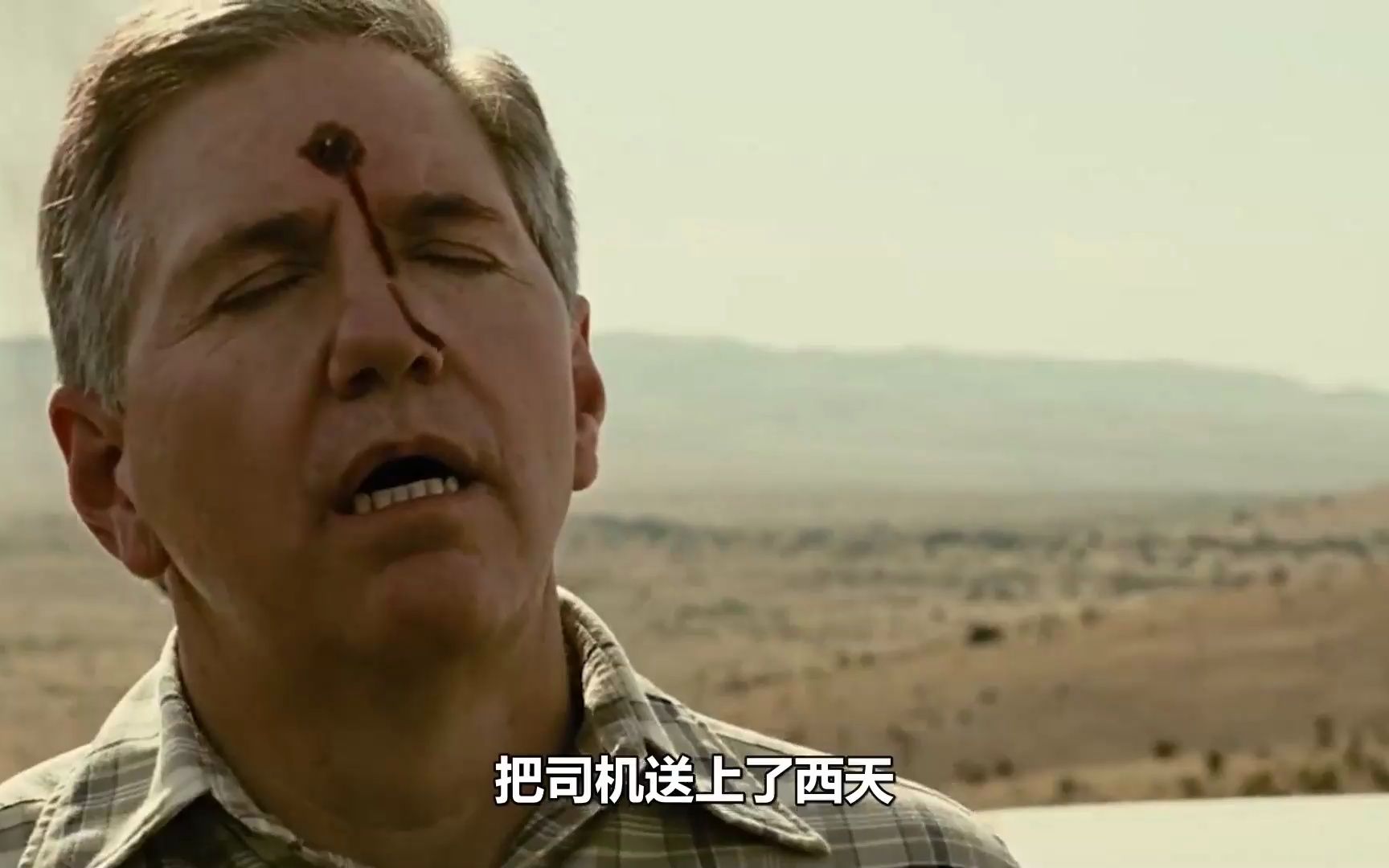 《老无所依》这才叫顶级杀手,人狠话不多