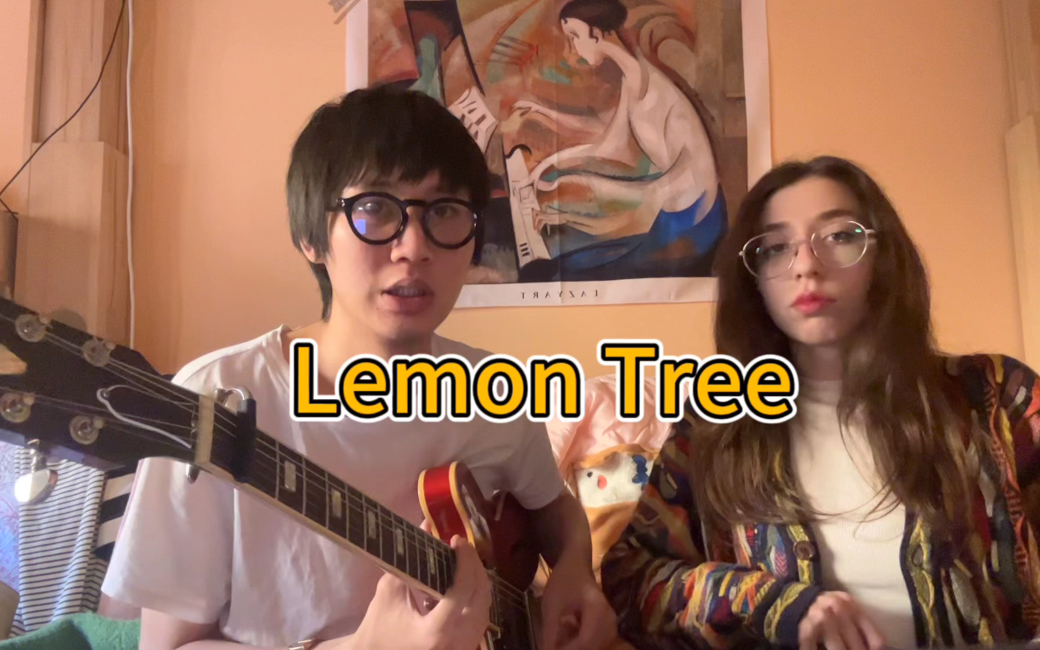 [图]当意大利女友唱lemon tree，吉他手在最后时刻翻车了…