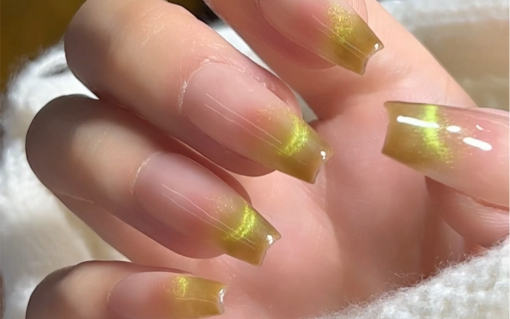 最近很火的多巴胺双色猫眼真的很好看呢