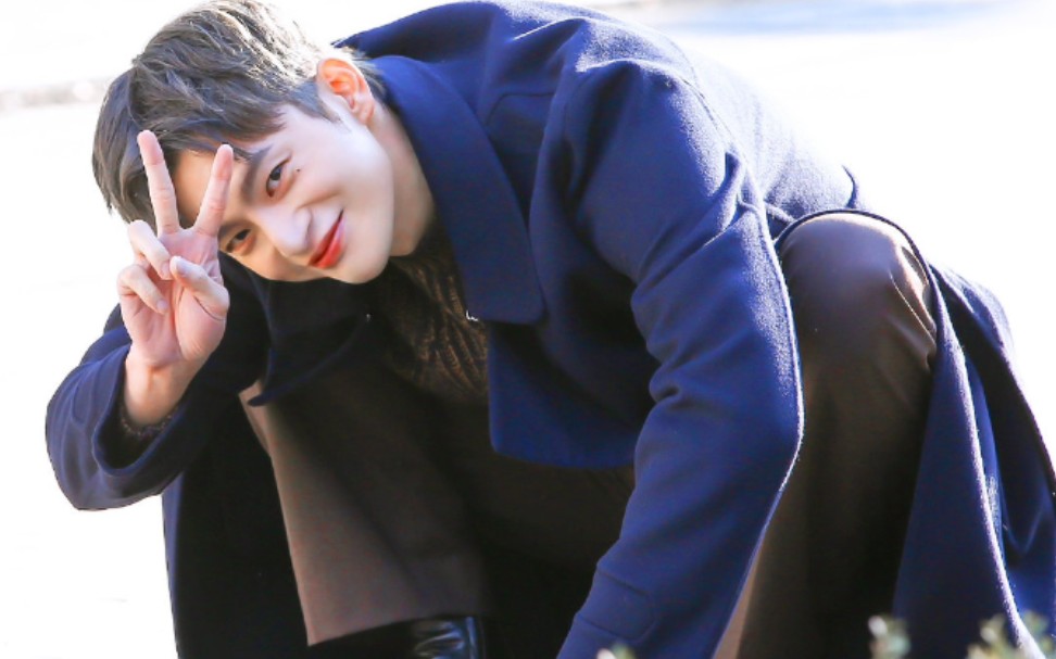 徐仁国蛊王!泪痣太好看了!