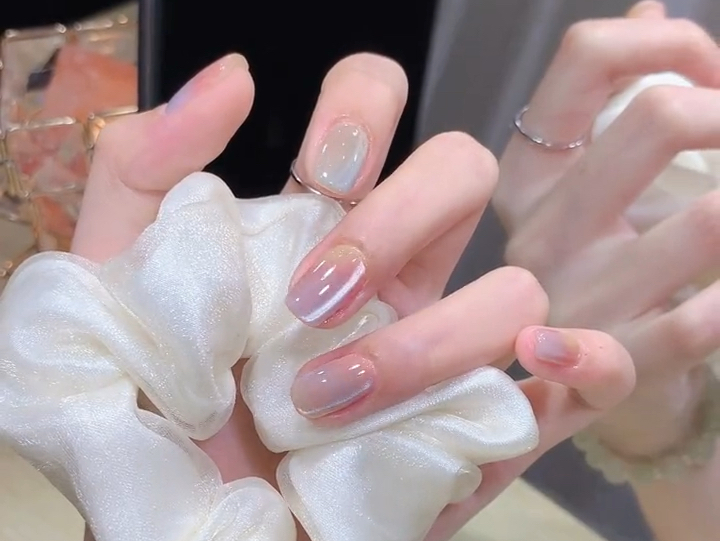 彩虹糖猫眼美甲#超好看的美甲 #让我看看谁还不会秀美甲 #刚做的指甲