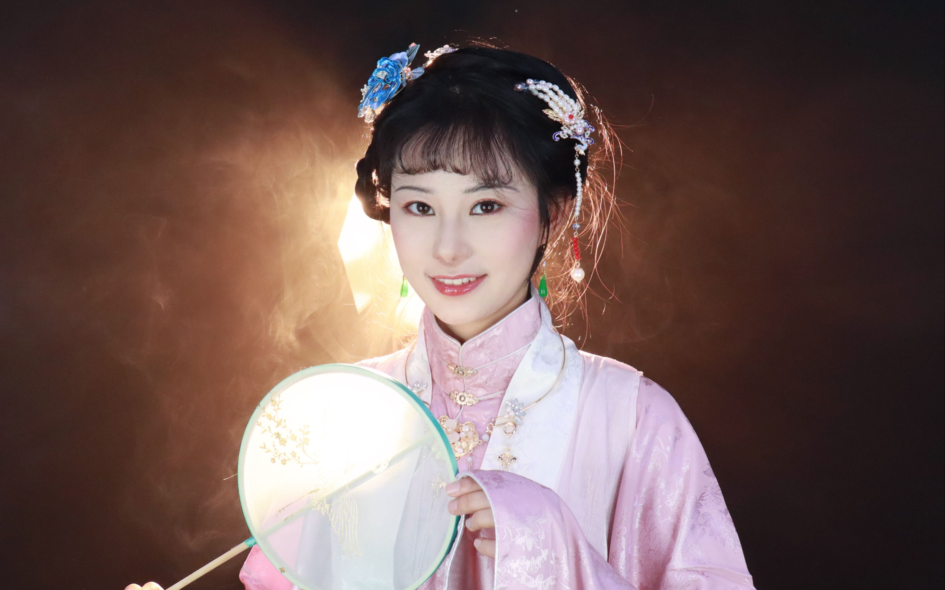 【瑶瑶仿妆】红楼梦薛宝钗仿妆_哔哩哔哩 (゜-゜)つロ 干杯~-bilibili