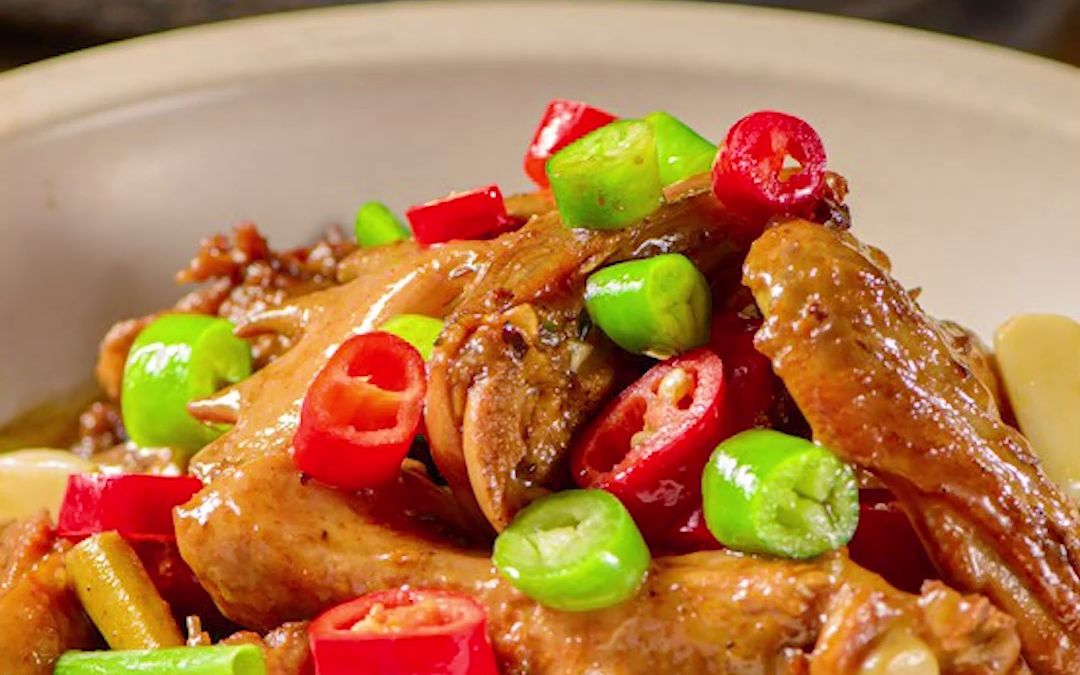 食材简单上手容易味道非常好的红烧小公鸡做法分享