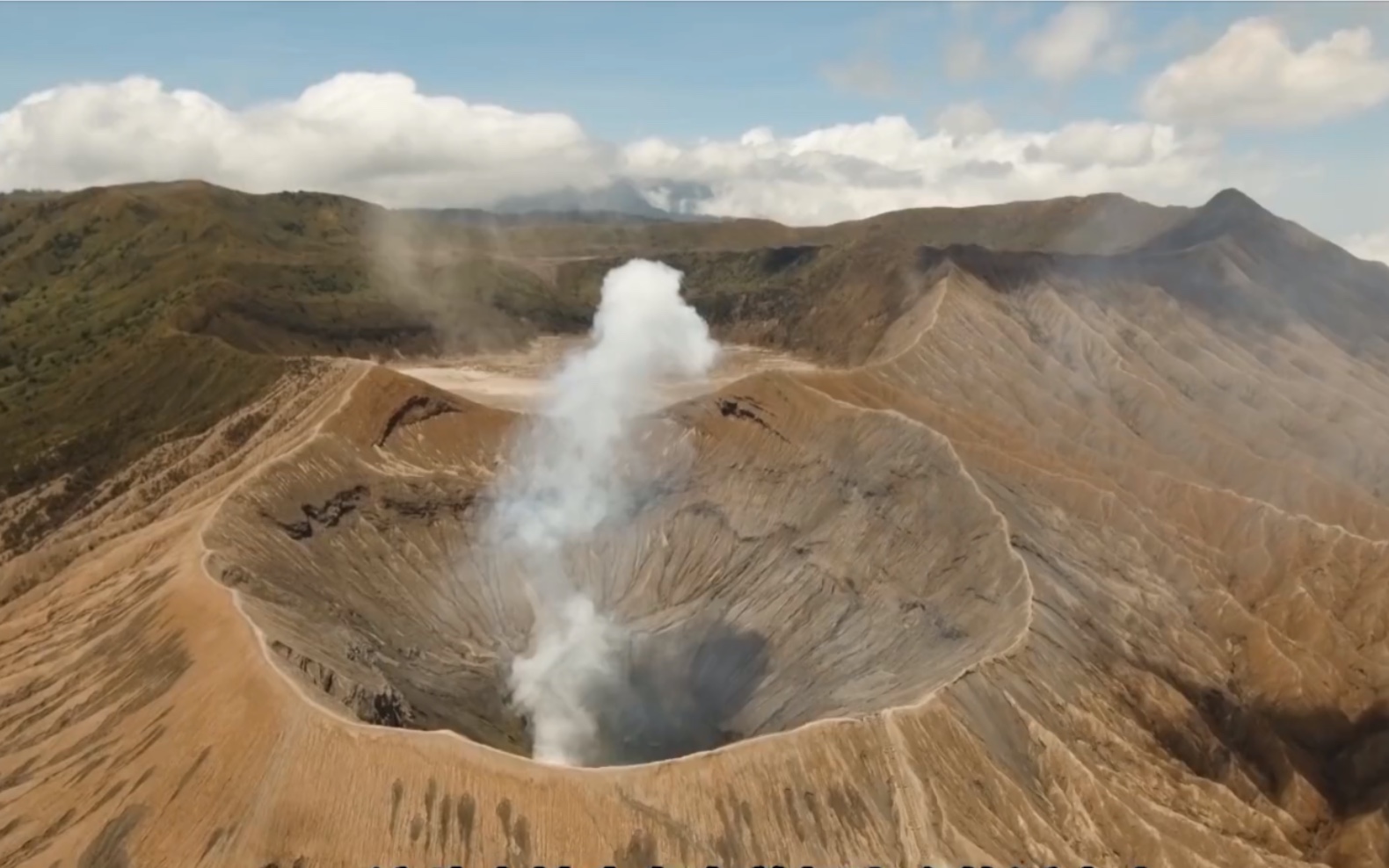 场面震撼!5个火山爆发真实记录!哔哩哔哩bilibili