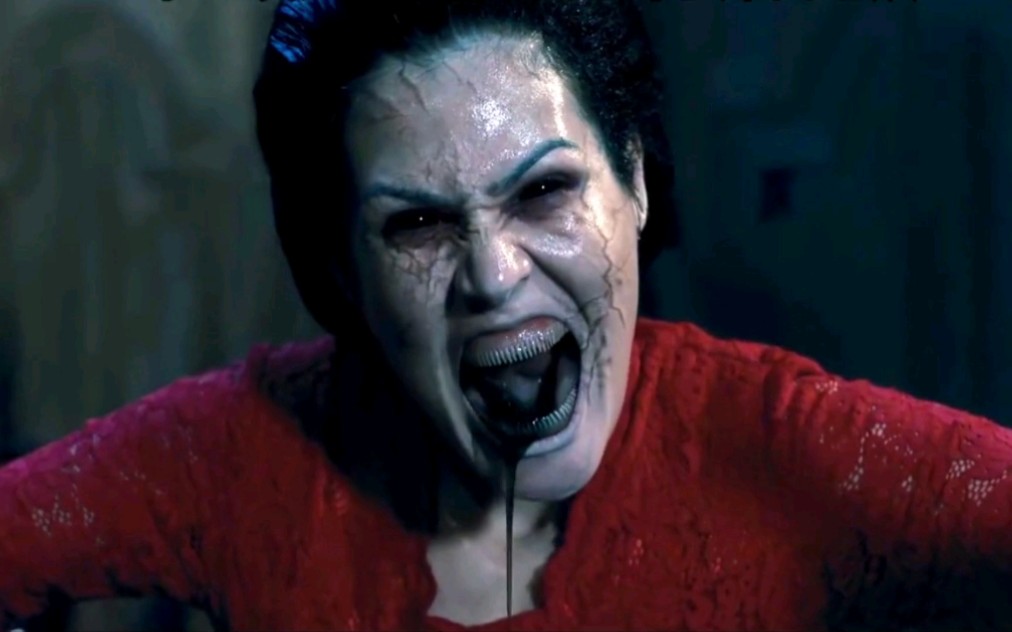 学生误入废墟探险遇到了深山老妖