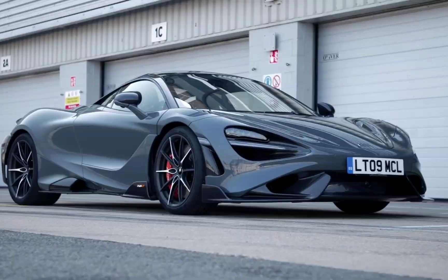 2021迈凯伦 mclaren 765lt - test drive (extreme exhaust sound)