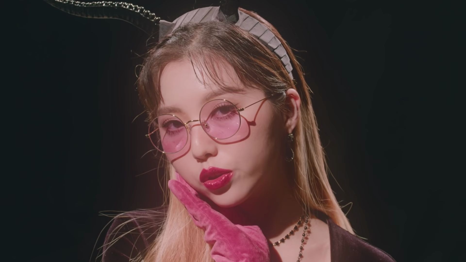 mvstellajang金贤京villain官方mv