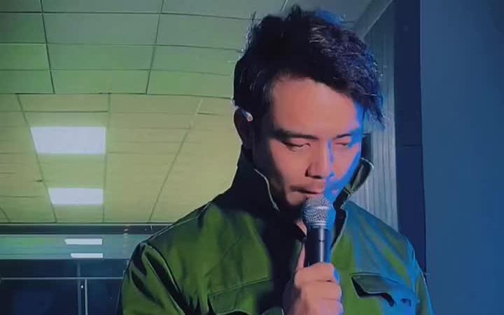 这首歌做了好久风雨觅路乐者三年o208258926